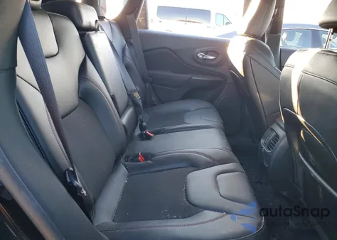 2022 Jeep Cherokee Trailhawk z USA, uszkodzony, nr VIN 1C4PJMBX4ND544160